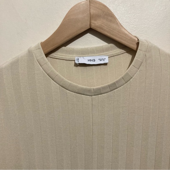 Mango Ribbed Knit Longsleeve Tunic Size XL Cream Front Slit Minimalist - Picture 4 of 12